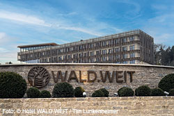 WALD.WEIT Rheingau Hotel & Retreat versüßt den August